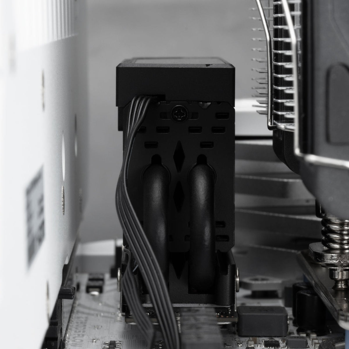 Thermalright HR-10 2280 Pro Digital Black M.2 Heatsink