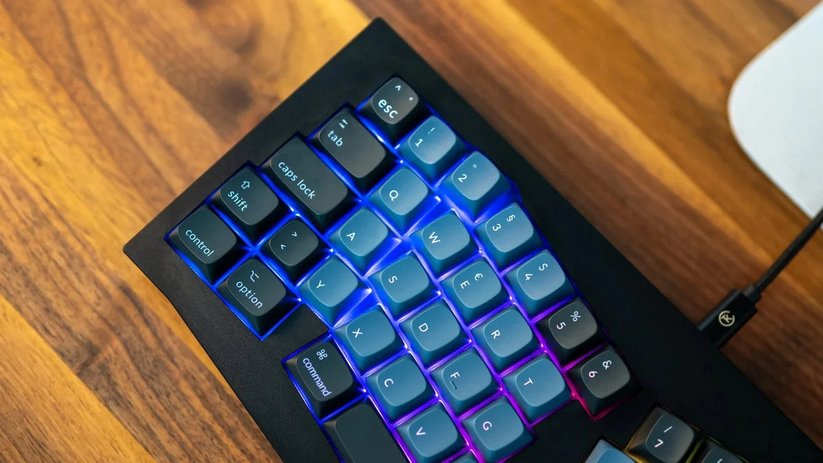 Keychron Q8 Carbon Black Alice RGB ISO Barebones
